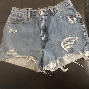 Levi high waisted shorts
